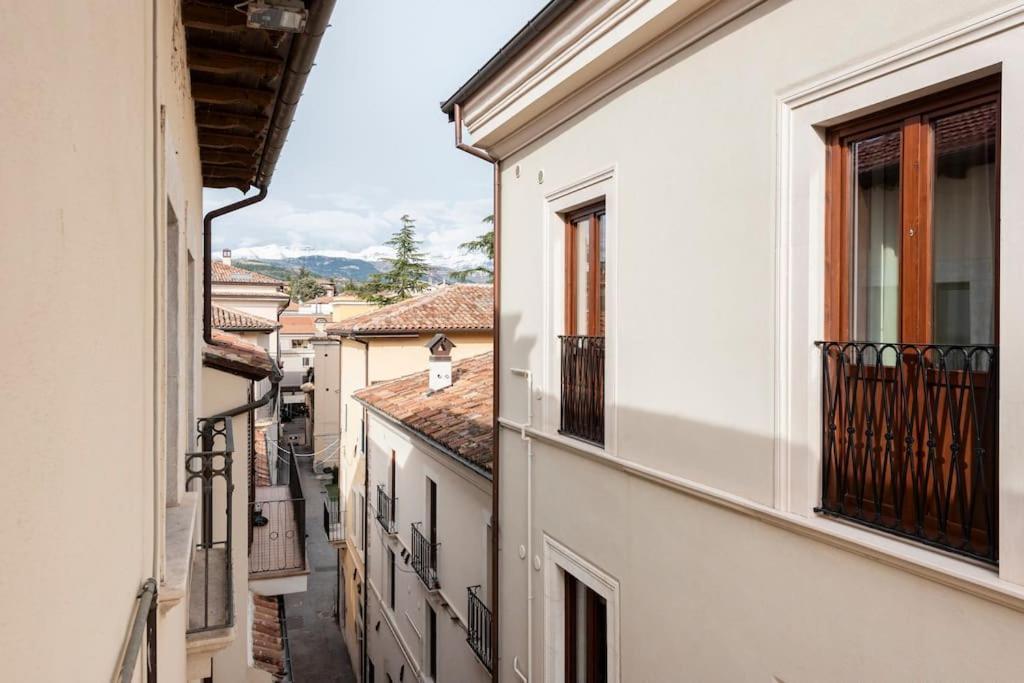 Hotel Dimora Del Sole - Civico 13 LʼAquila Exterior foto